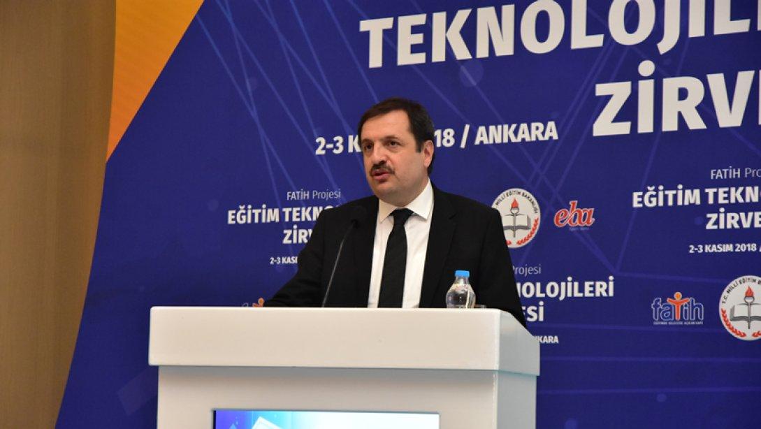 a-okul Uzaktan Eğitim Platformu "FATİH Projesi Eğitim Teknolojileri Zirvesi" nde Tanıtıldı